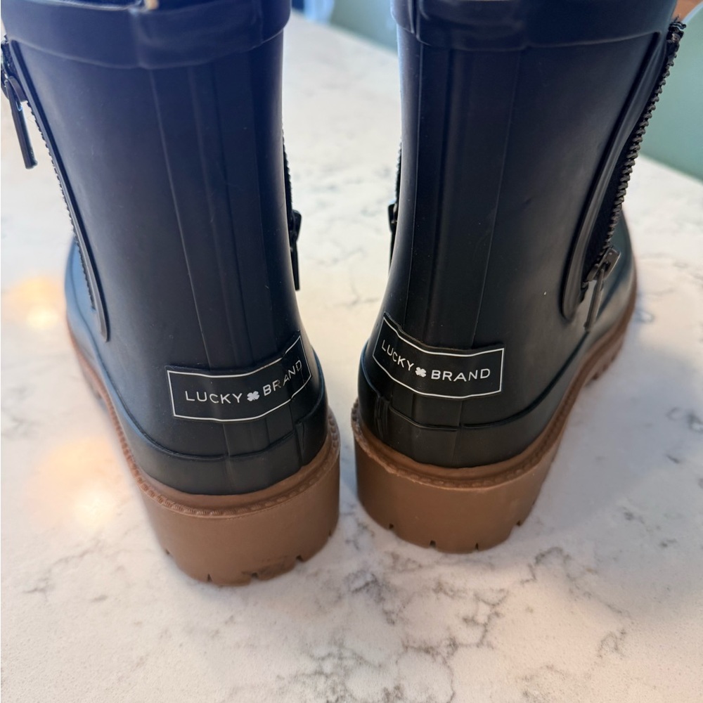 Lucky Brand 🍀 Black Ankle Rain Boots - Picture 5 of 6